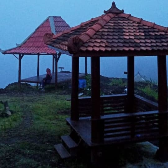 Gazebo Gunung Ireng