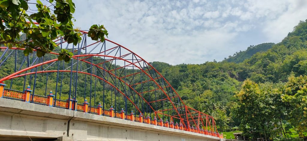 Selopamioro Suspension Bridge