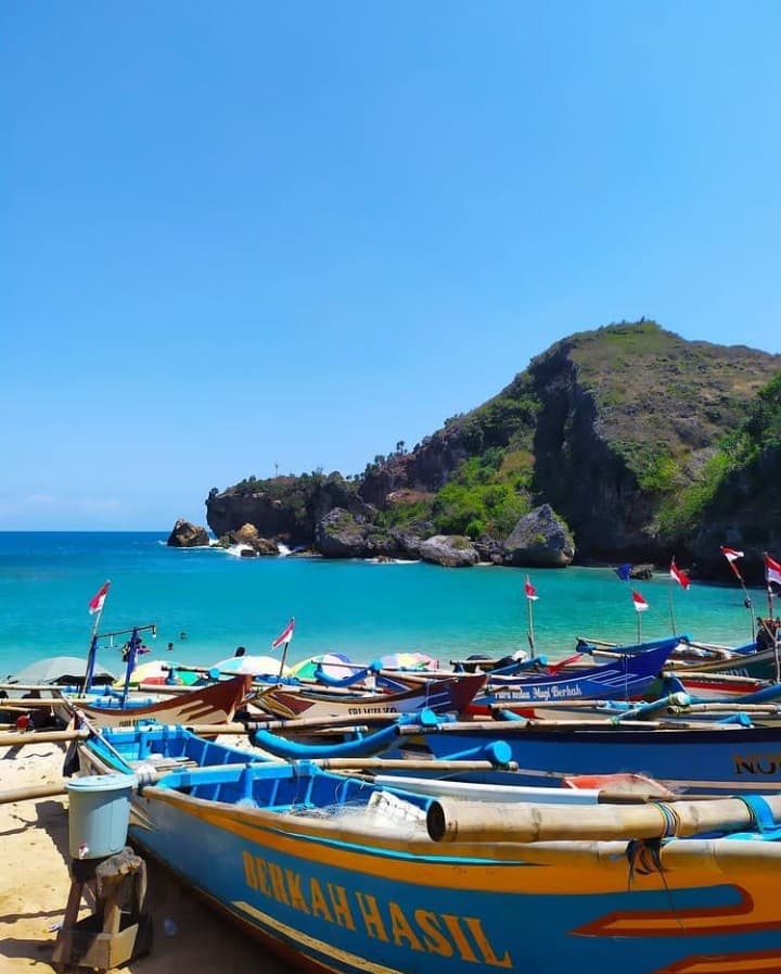 Gesing Beach Portrait View